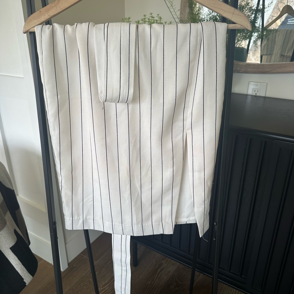 Pencil skirt